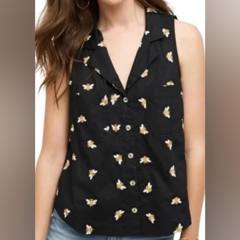 Anthropologie HD in Paris Bee Embroidered Sleeveless Shirt- Black- Size 4